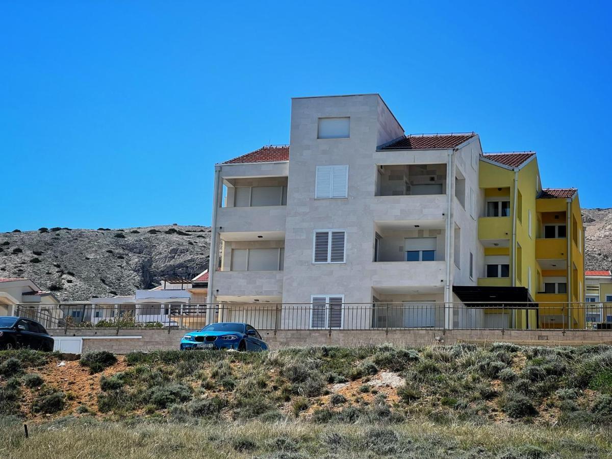 Studio Apartma Pag Blue Ocean 1 With Sea View Pag Town Buitenkant foto